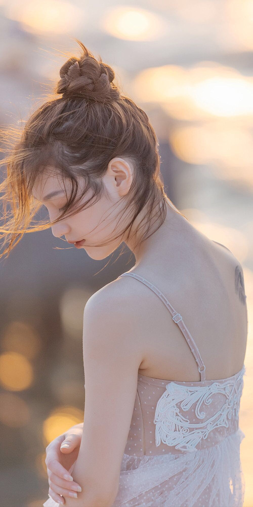 球队在关键回合的战术执行细节分析，回合是指球处于比赛状态的一段时间